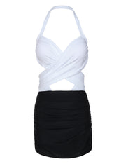 Snazzy Plugging Neck White One Piece Swimwear Criss-Cross Ruched