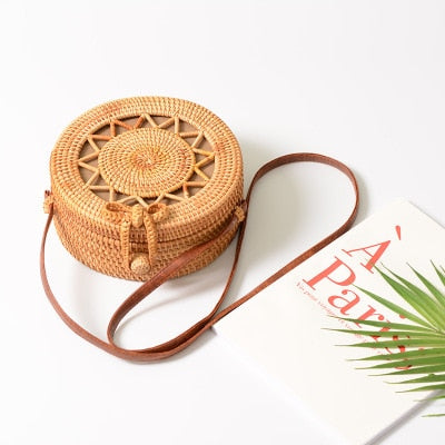 Summer Vintage Handmade Crossbody Leather Bag Round Straw Beach Bag Girls Circle Rattan bag Small Bohemian Shoulder bag