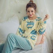 QWEEK Flannel Women Sleepwear Winter Female Pajamas Sets Thick Warm Female Suit Long Sleeve Pyjamas Women Velvet Home Clothes